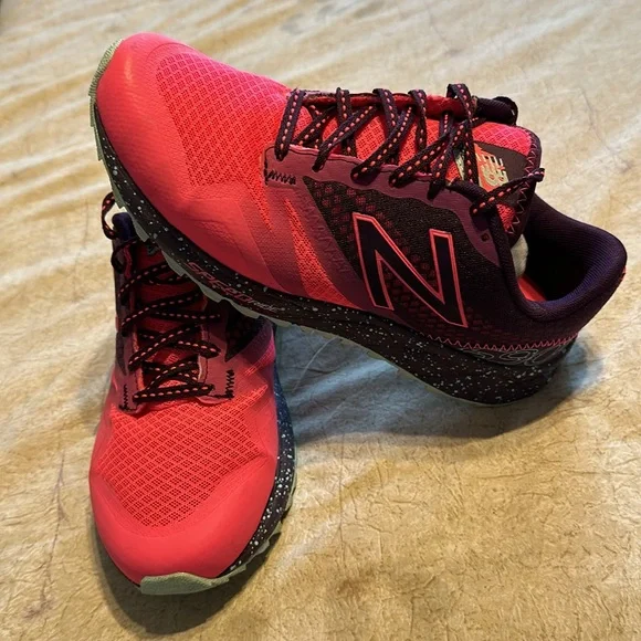 New Balance Speed Ride 690 All Terrain WT690LP1 Women's Size 7.5 Pk/Purple - Picture 4 of 10